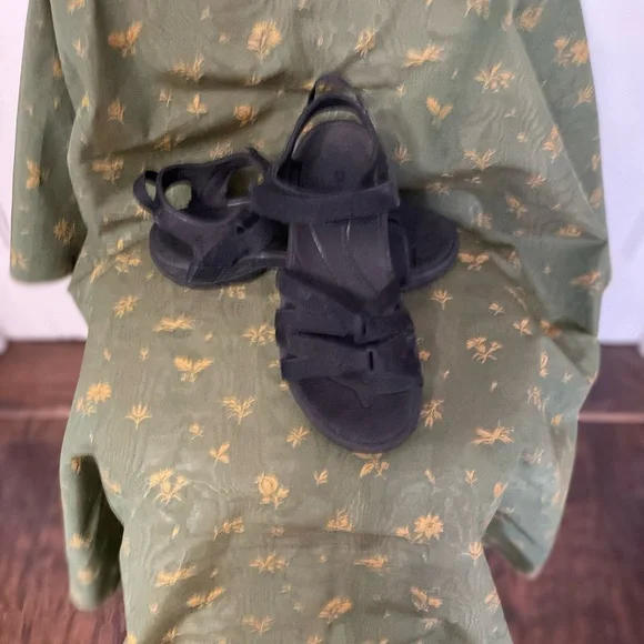 Women’s Teva Tirra Sandal - Picture 4 of 7